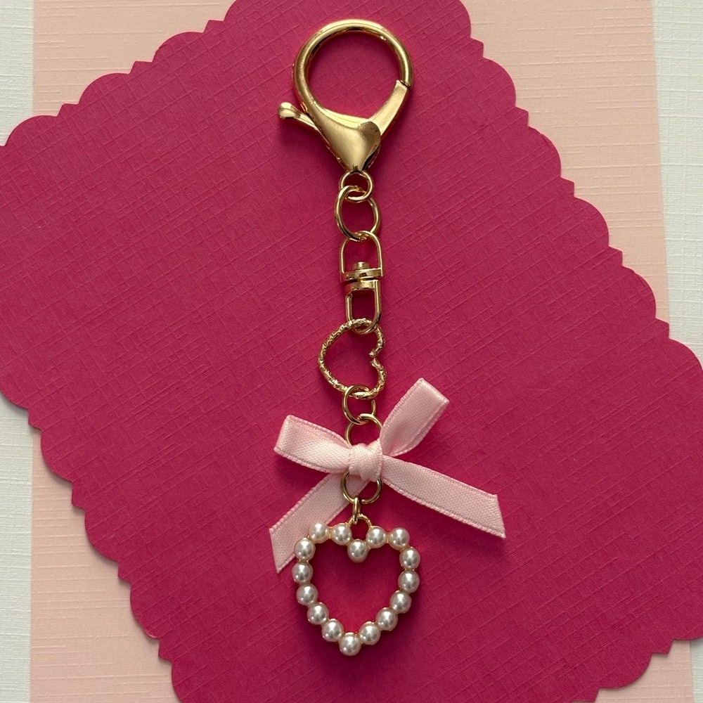 Pearl Heart and Pink Bow Purse Charm Keychain Handbag Accessory‎